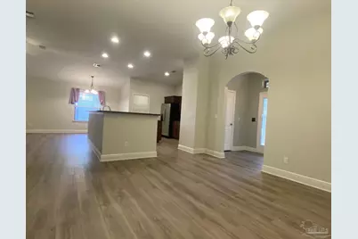 8431 Ferlon Ave, Pensacola, FL 32526 - Photo 9