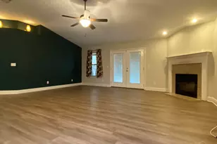 8431 Ferlon Ave, Pensacola, FL 32526 - Photo 17