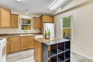 8004 Cayenne Way, Pensacola, FL 32526 - Photo 9