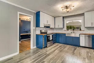 2033 E Bobe St, Pensacola, FL 32503 - Photo 9