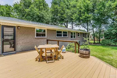 2033 E Bobe St, Pensacola, FL 32503 - Photo 45