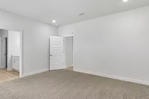 8047 Fox Hunt Dr, Milton, FL 32583 - Photo 13