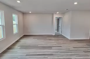 8043 Fox Hunt Dr, Milton, FL 32583 - Photo 9