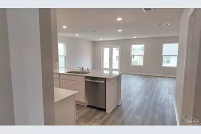 8043 Fox Hunt Dr, Milton, FL 32583 - Photo 5