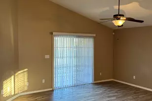 724 Hanley Downs Dr, Cantonment, FL 32533 - Photo 3