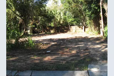 3300 E Lloyd St, Pensacola, FL 32503 - Photo 1