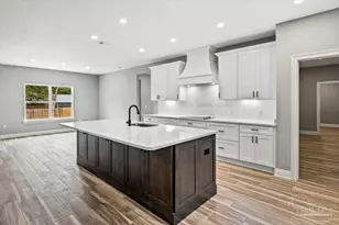 6707 E Bay Blvd, Navarre, FL 32566 - Photo 11