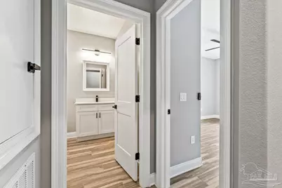 6707 East Bay Blvd, Navarre, FL 32566 - Photo 15