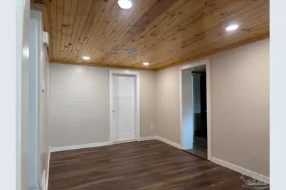 1020 W Maxwell St, Pensacola, FL 32501 - Photo 7