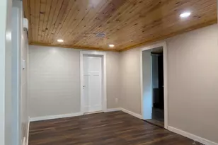 1020 W Maxwell St, Pensacola, FL 32501 - Photo 7