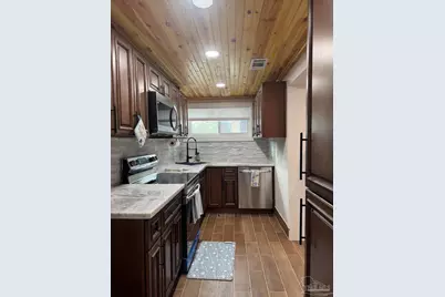 1020 W Maxwell St, Pensacola, FL 32501 - Photo 9