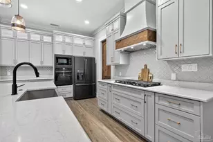 5701 Red Cedar St, Pensacola, FL 32507 - Photo 13