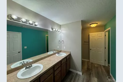 8281 Segura St, Navarre, FL 32566 - Photo 17