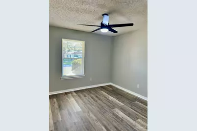 10714 Silver Creek Dr, Pensacola, FL 32506 - Photo 11