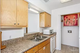 8460 Gulf Blvd, Navarre Beach, FL 32566 - Photo 9