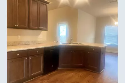 8746 Bradfield Dr, Pensacola, FL 32507 - Photo 3