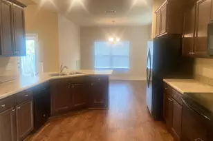 8746 Bradfield Dr, Pensacola, FL 32507 - Photo 5