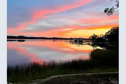 2975 Holley Point Rd, Navarre, FL 32566 - Photo 7