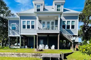 2975 Holley Point Rd, Navarre, FL 32566 - Photo 1