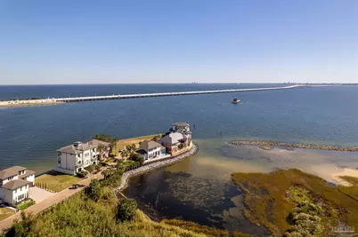 17 Wharf Ave, Pensacola, FL 32502 - Photo 55