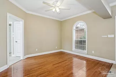 5557 Bay Meadows Dr, Milton, FL 32583 - Photo 3