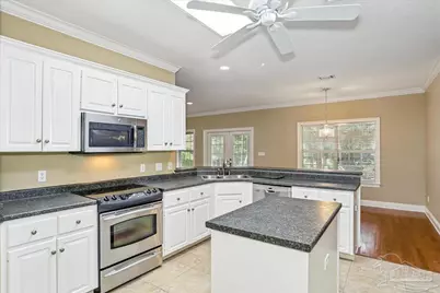 5557 Bay Meadows Dr, Milton, FL 32583 - Photo 15