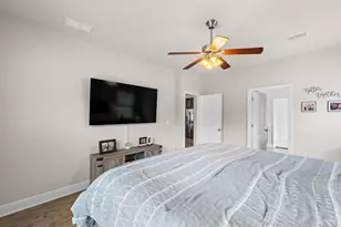 2437 Redford Dr, Cantonment, FL 32533 - Photo 19