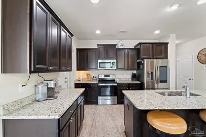 2437 Redford Dr, Cantonment, FL 32533 - Photo 7