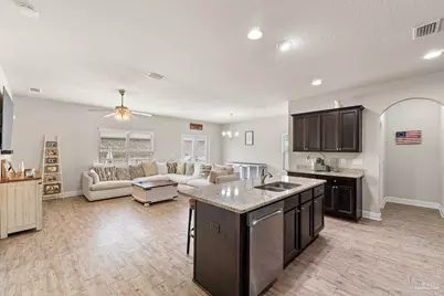 2437 Redford Dr, Cantonment, FL 32533 - Photo 5