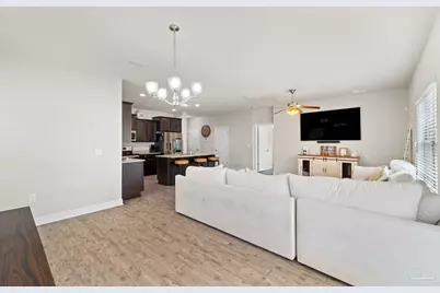 2437 Redford Dr, Cantonment, FL 32533 - Photo 11