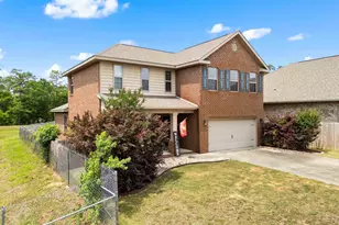 2437 Redford Dr, Cantonment, FL 32533 - Photo 3