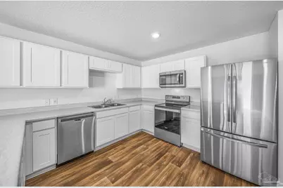 8739 Schooner Ln, Pensacola, FL 32507 - Photo 15