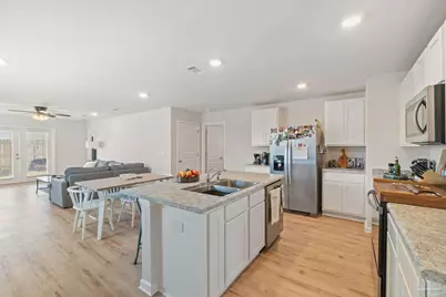 5252 Peach Dr, Pace, FL 32571 - Photo 9