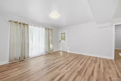 522 S Edgewood Cir, Pensacola, FL 32506 - Photo 7