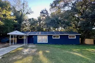 522 S Edgewood Cir, Pensacola, FL 32506 - Photo 1