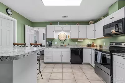 2004 Coral St, Pensacola, FL 32506 - Photo 13