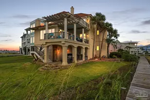 39 E Galvez Ct, Pensacola Beach, FL 32561 - Photo 11