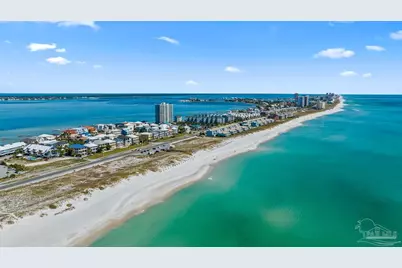 39 E Galvez Ct, Pensacola Beach, FL 32561 - Photo 1