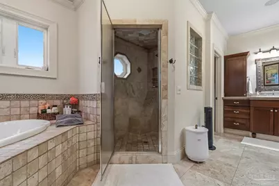 39 E Galvez Ct, Pensacola Beach, FL 32561 - Photo 43