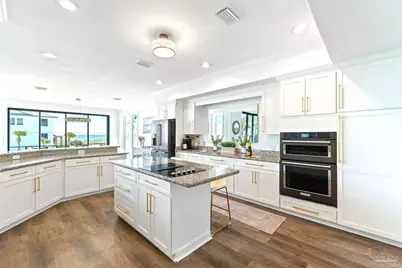 715 Ariola Dr, Pensacola Beach, FL 32561 - Photo 11