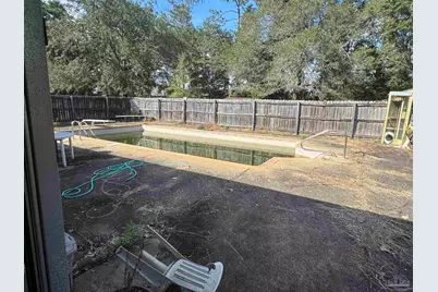 5636 Camellia Ave, Milton, FL 32570 - Photo 9