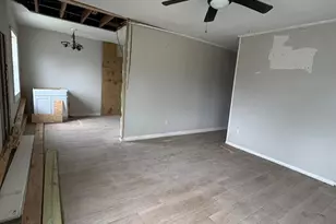 3703 W Theresa St, Pensacola, FL 32505 - Photo 7