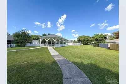 2511 Trailwood Dr, Cantonment, FL 32533 - Photo 17