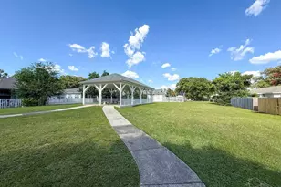 2511 Trailwood Dr, Cantonment, FL 32533 - Photo 17