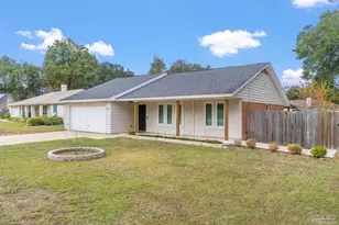 7467 Baywoods Ln, Pensacola, FL 32504 - Photo 3