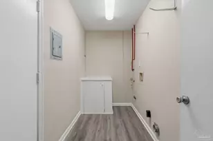 7467 Baywoods Ln, Pensacola, FL 32504 - Photo 21