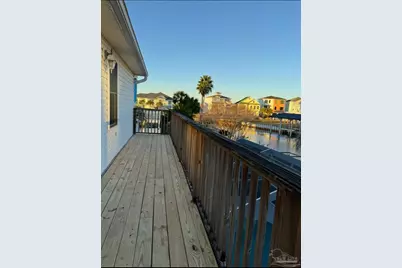 1698 College Pkwy, Gulf Breeze, FL 32563 - Photo 47