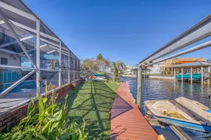 1698 College Pkwy, Gulf Breeze, FL 32563 - Photo 59