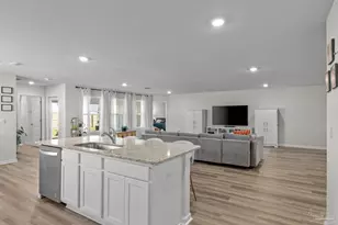 3854 James Stovall St, Pensacola, FL 32526 - Photo 13