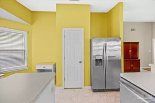 1015 Simpson St, Pensacola, FL 32526 - Photo 13